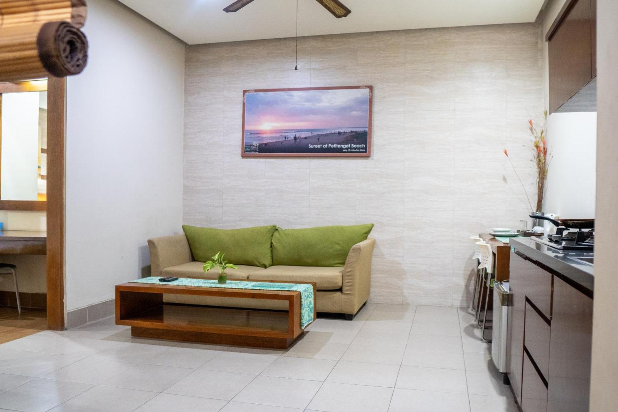 The Green Zhurga Suite Kerobokan Kültér fotó