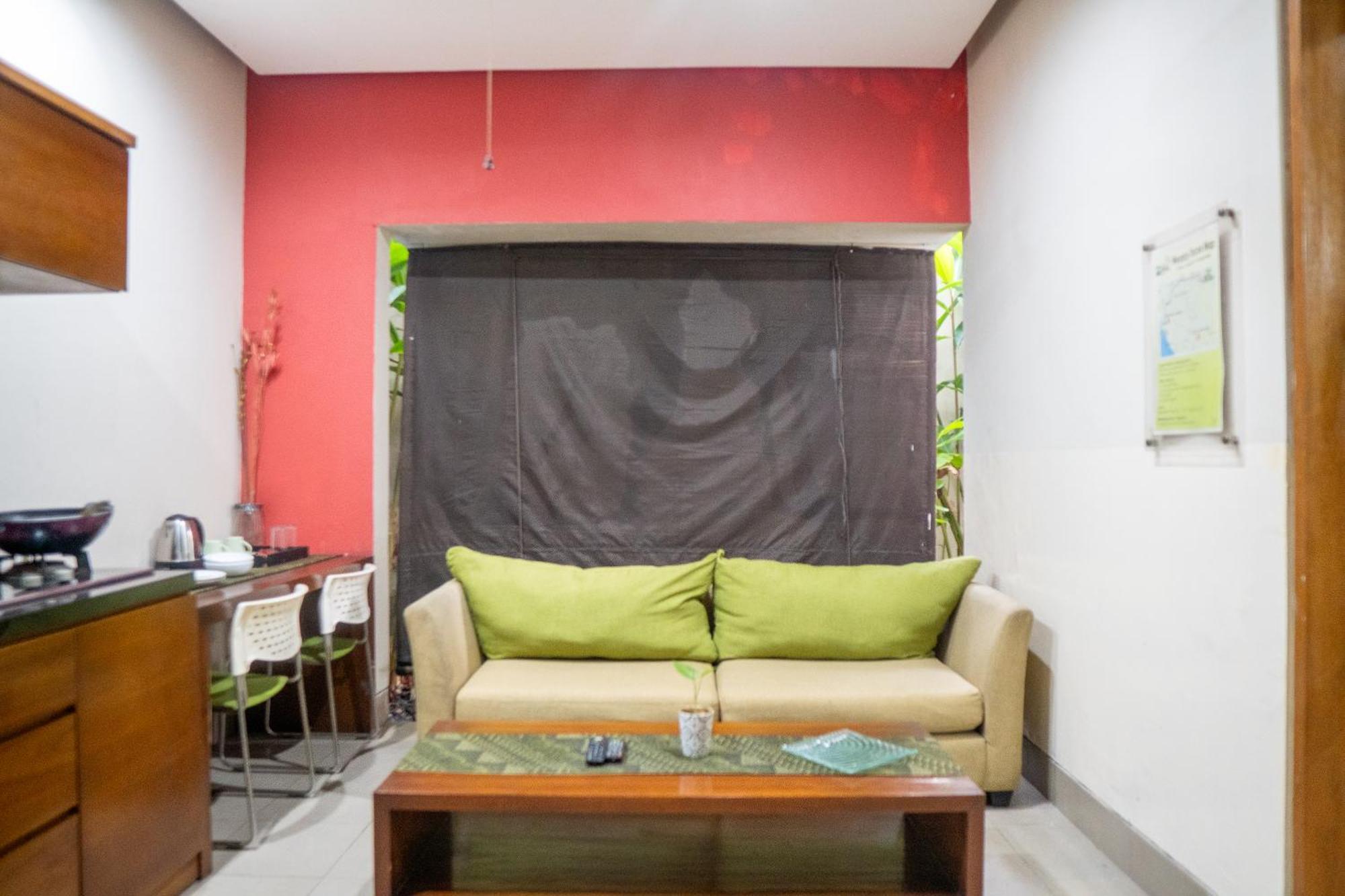 The Green Zhurga Suite Kerobokan Kültér fotó