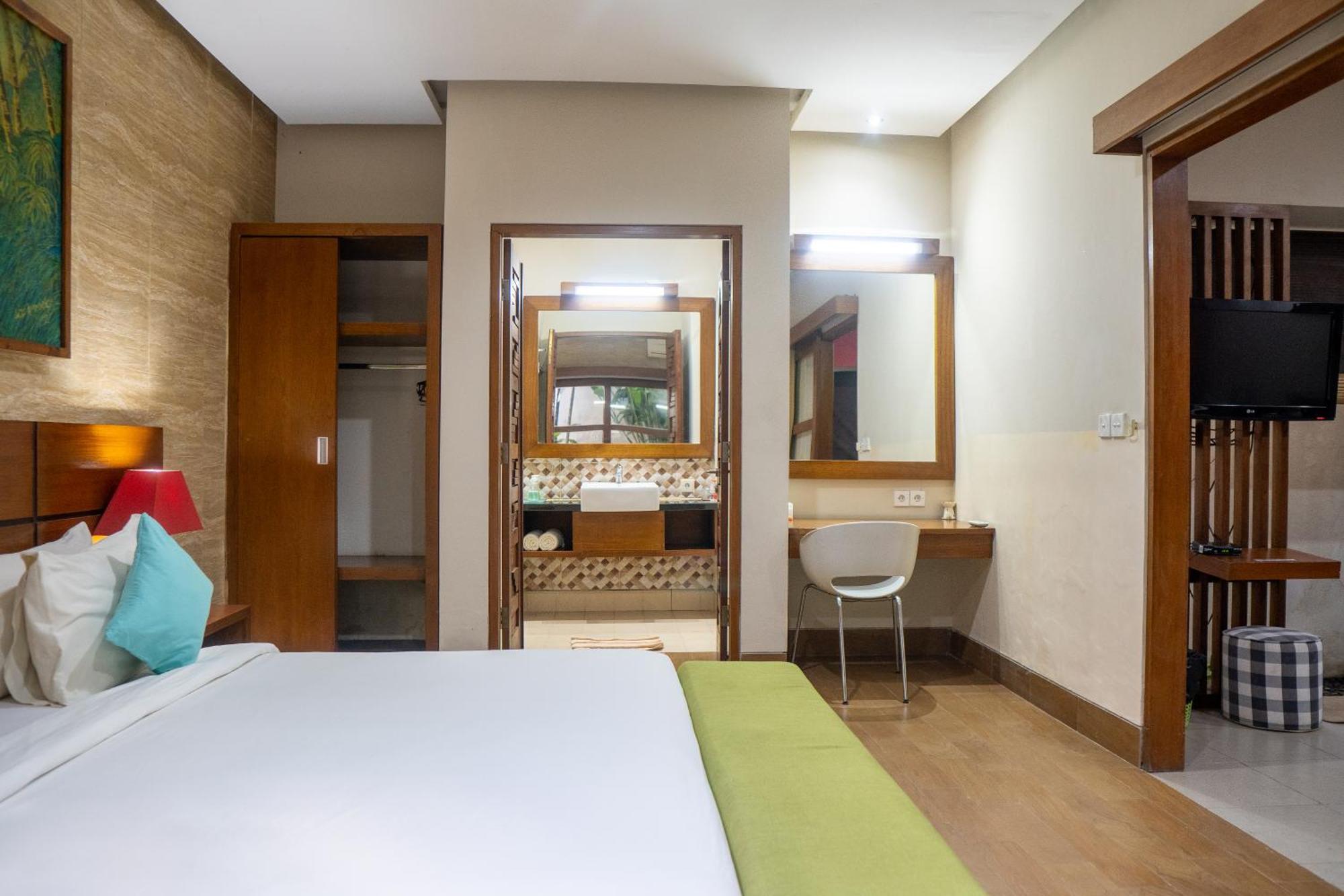 The Green Zhurga Suite Kerobokan Kültér fotó